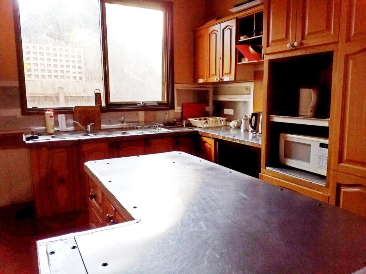 6-Bed Mixed Dormitory Room,1296059353:JPEG
